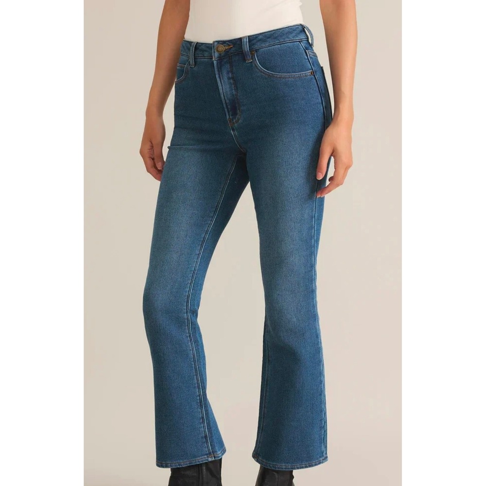 Z Supply Denim Lia Stretch NWT Size 27 Bootcut Flare Medium Wash 90s Y2K Jeans